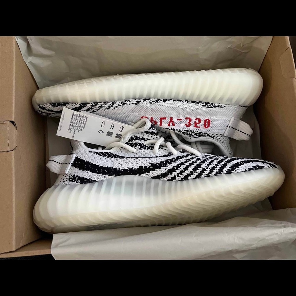 Yeezy Boost 350 Zebra Size 6Y